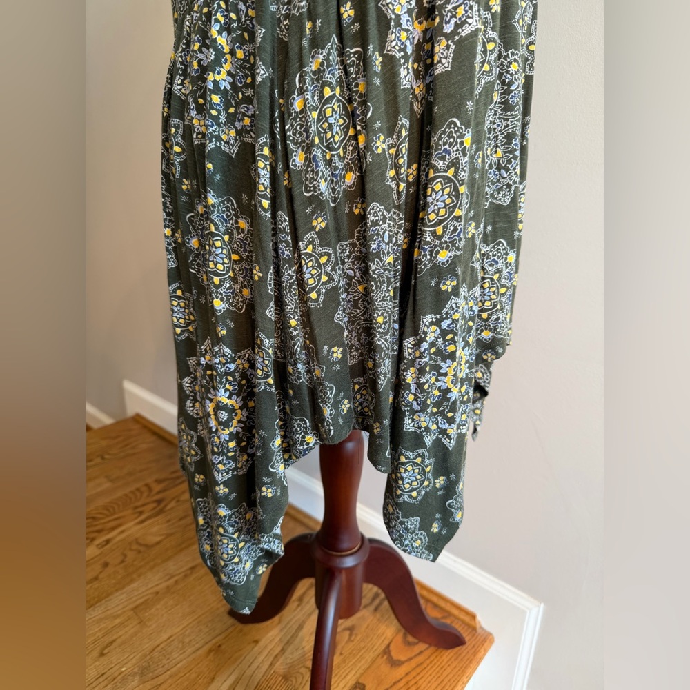 Torrid Olive Green Supersoft Mandala Babydoll Top - Torrid Size 3 (22-24, 3X) - Picture 8 of 16